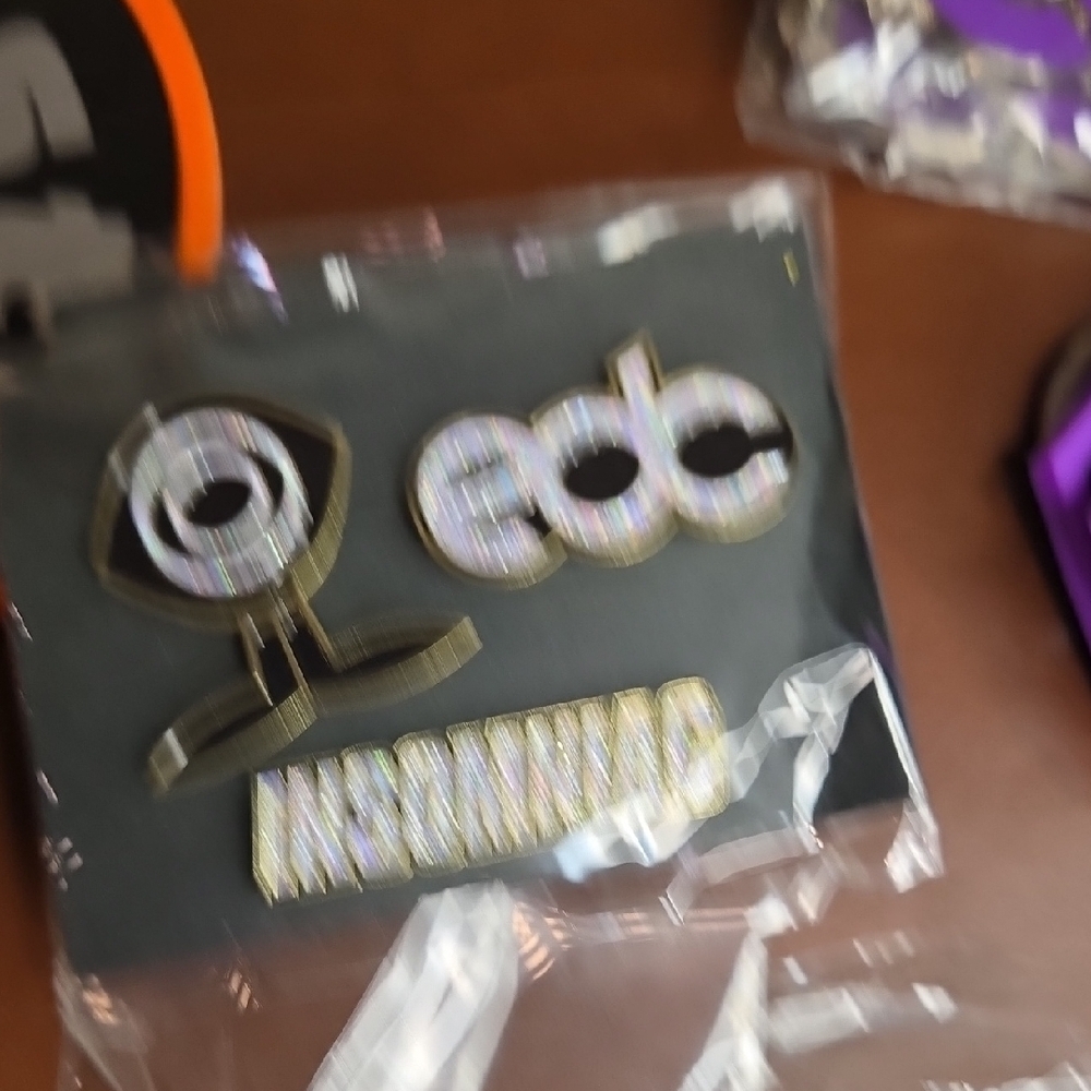 Insomniac EDC Sticker Pins And Key Chain Collection - Multicolor - Picture 5 of 14